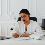 La signature pour ordre et ses implications juridiques à l’ère du numérique